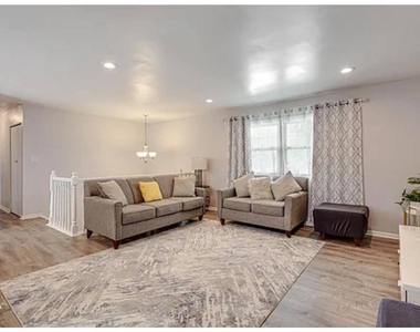 4625 Huntington Boulevard - Photo Thumbnail 6