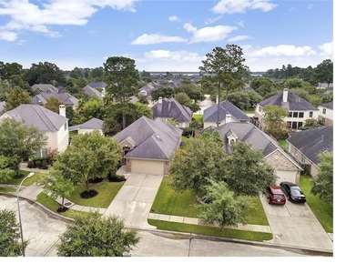 15814 Finwood Lane - Photo Thumbnail 1