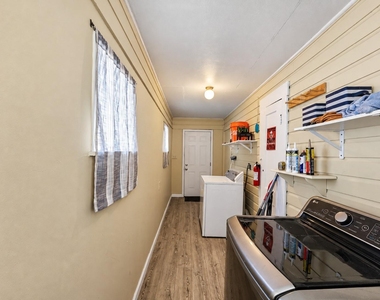 5507 Avenue P - Photo Thumbnail 12