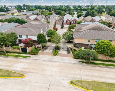 1334 Ella Place - Photo Thumbnail 35