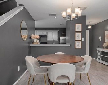 1711 Redwing Haven Drive - Photo Thumbnail 11