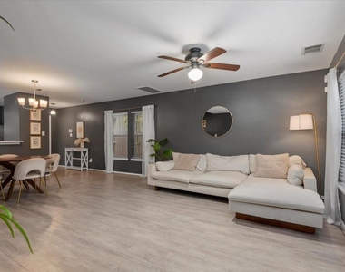 1711 Redwing Haven Drive - Photo Thumbnail 10