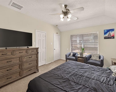 26910 Kingston Glen Lane - Photo Thumbnail 20