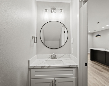 2113 Saint Charles Street - Photo Thumbnail 3