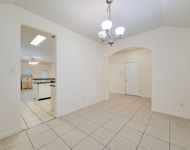 3010 Stonecross Lane - Photo Thumbnail 8