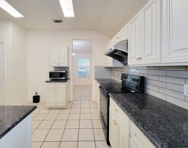 3010 Stonecross Lane - Photo Thumbnail 11