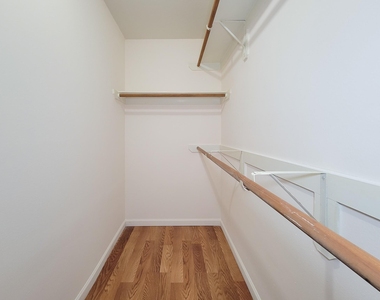 3010 Stonecross Lane - Photo Thumbnail 35