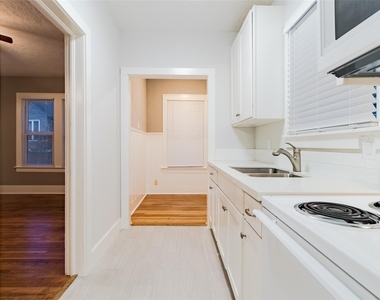 1603 Alamo Street - Photo Thumbnail 9