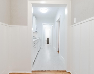 1603 Alamo Street - Photo Thumbnail 10