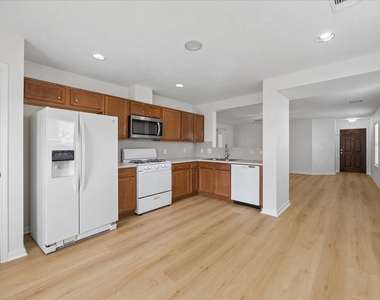 15322 Boulder Hollow Lane - Photo Thumbnail 7