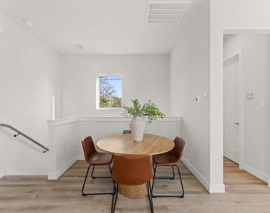 6514 Old Olive Tree Drive - Photo Thumbnail 14