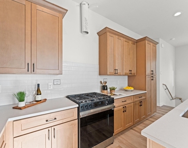 6514 Old Olive Tree Drive - Photo Thumbnail 16