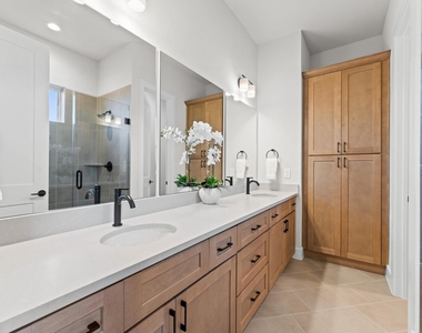 6514 Old Olive Tree Drive - Photo Thumbnail 28
