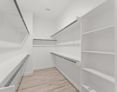 6514 Old Olive Tree Drive - Photo Thumbnail 25