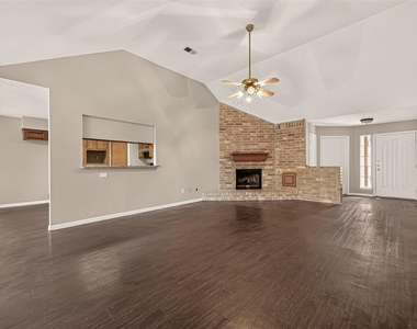 6423 Crakston Street - Photo Thumbnail 34