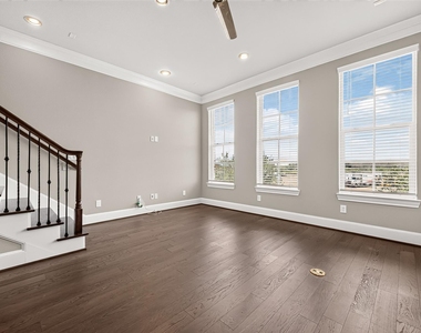 9656 Knight Road - Photo Thumbnail 8