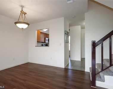 25484 Cockleshell Drive - Photo Thumbnail 4