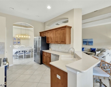 10060 Valiant Court - Photo Thumbnail 19