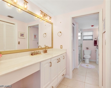 801 River Point Drive - Photo Thumbnail 16