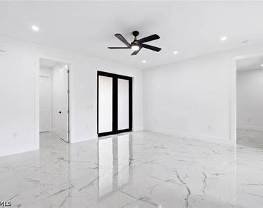 2523 56th Street W - Photo Thumbnail 2