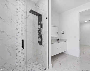 2523 56th Street W - Photo Thumbnail 16