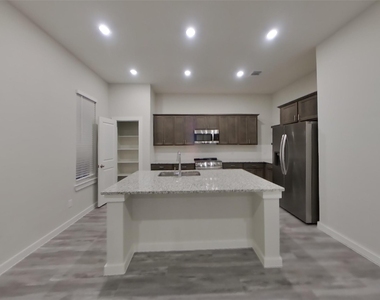 22635 Terrazzo Drive - Photo Thumbnail 4