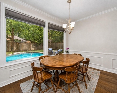 110 Capstone Circle - Photo Thumbnail 7