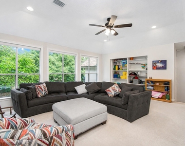 110 Capstone Circle - Photo Thumbnail 31