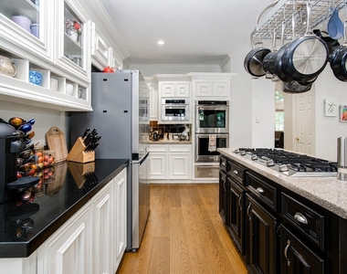110 Capstone Circle - Photo Thumbnail 12
