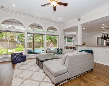110 Capstone Circle - Photo Thumbnail 14