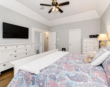 110 Capstone Circle - Photo Thumbnail 17