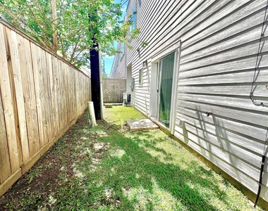 7711 Westside Villas Lane - Photo Thumbnail 28