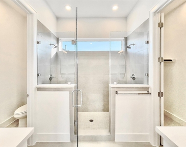 7711 Westside Villas Lane - Photo Thumbnail 22
