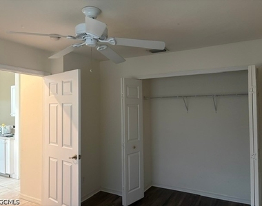 707 Se 24th Avenue - Photo Thumbnail 6