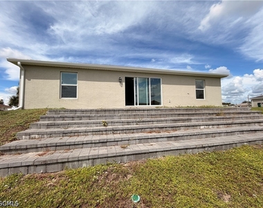 318 Nw 20th Street - Photo Thumbnail 24