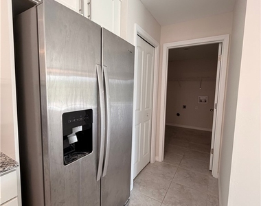 318 Nw 20th Street - Photo Thumbnail 7