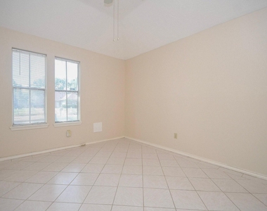 22518 Rangeview Drive - Photo Thumbnail 17