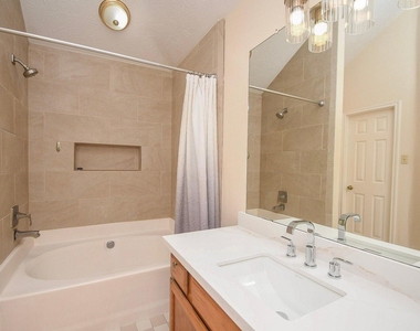 22518 Rangeview Drive - Photo Thumbnail 13