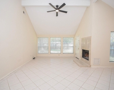 22518 Rangeview Drive - Photo Thumbnail 2