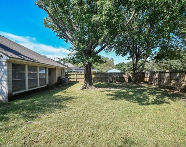 22518 Rangeview Drive - Photo Thumbnail 18