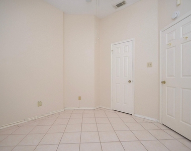 22518 Rangeview Drive - Photo Thumbnail 15