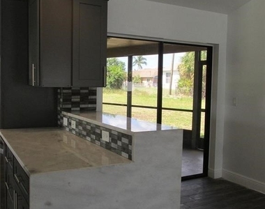 1318 Sw 9th Avenue - Photo Thumbnail 11