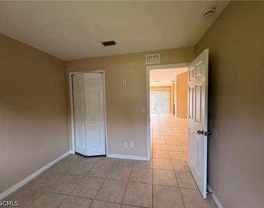 143 Meadow Road - Photo Thumbnail 6