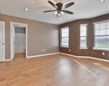 9042 Mcgallion Road - Photo Thumbnail 11