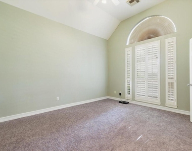 3010 Ravensport Drive - Photo Thumbnail 29