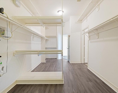 3010 Ravensport Drive - Photo Thumbnail 20