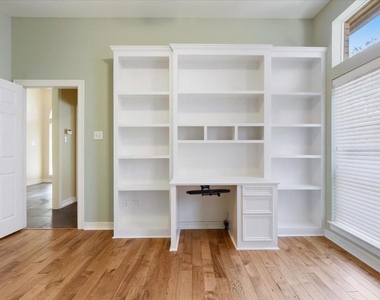 3010 Ravensport Drive - Photo Thumbnail 24