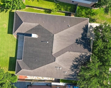 3010 Ravensport Drive - Photo Thumbnail 4