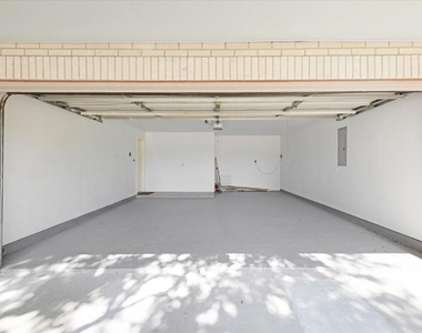 3010 Ravensport Drive - Photo Thumbnail 31