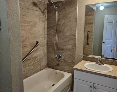 861 Chantilly Street E - Photo Thumbnail 9